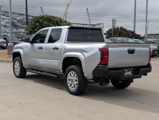 Used 2025 Toyota Tacoma SR AWD/4WD image 8