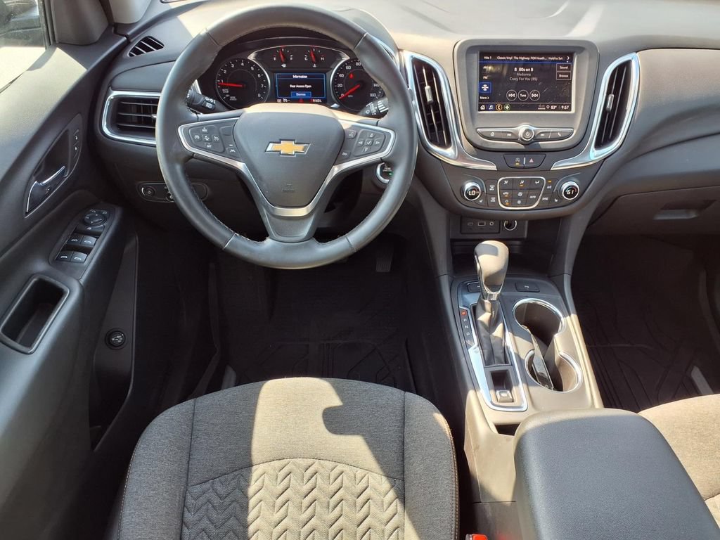 Used 2023 Chevrolet Equinox LT AWD/4WD image 3