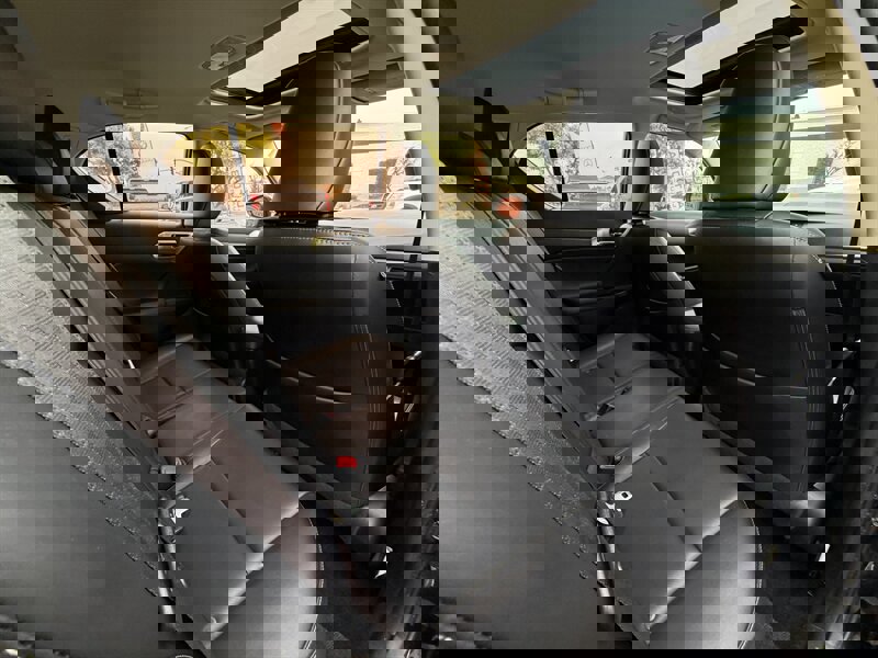 Used 2015 Lexus CT 200h image 52