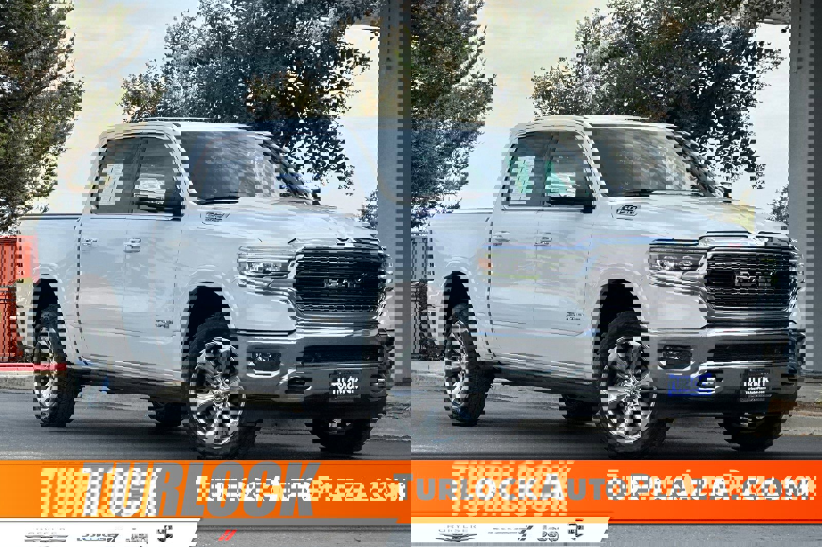 Used 2022 RAM 1500 Limited image 1