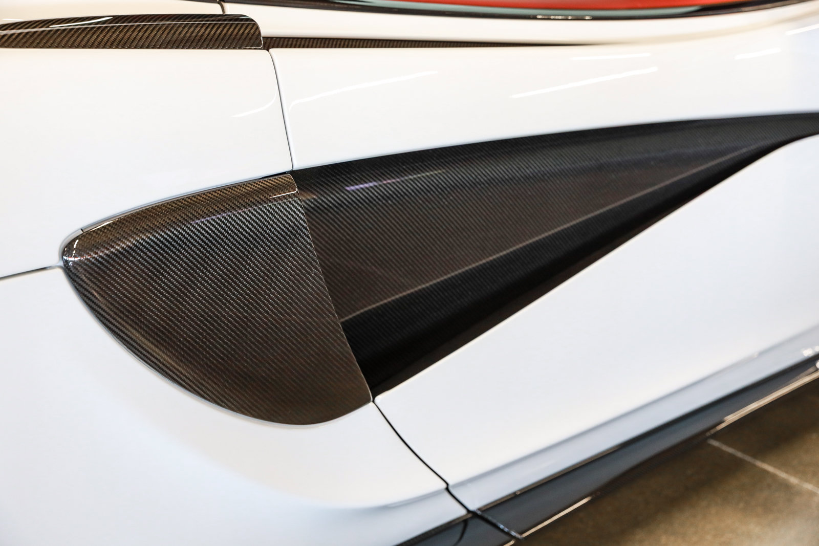 Used 2016 McLaren 570S Coupe RWD image 37