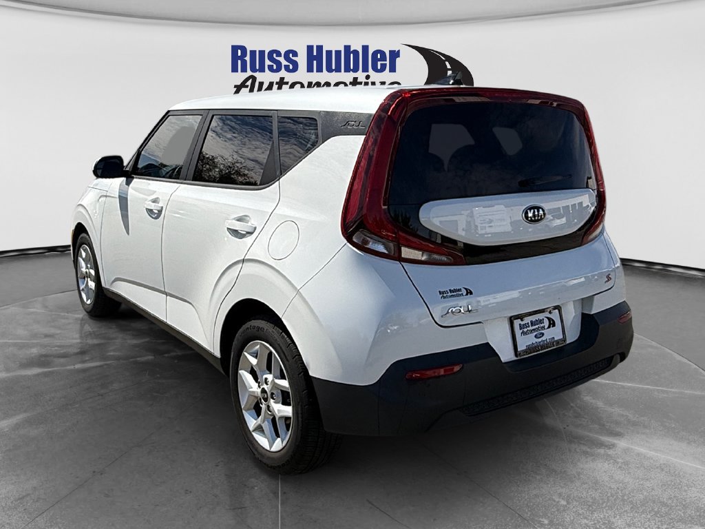 Used 2021 Kia Soul S FWD image 3
