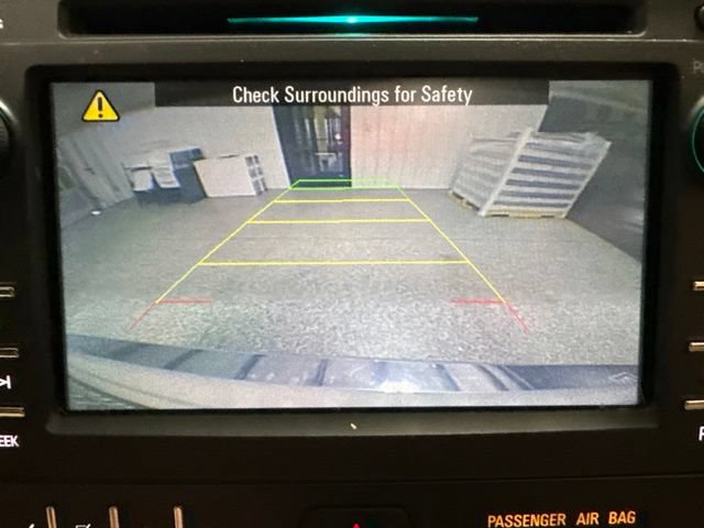 Used 2017 Buick Enclave Leather FWD image 9