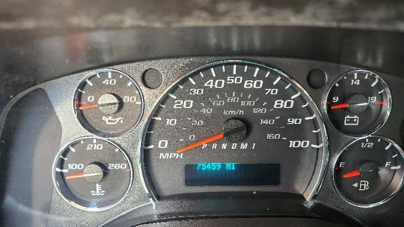 Used 2012 Chevrolet Express 3500 LS w/ Power Package RWD image 11