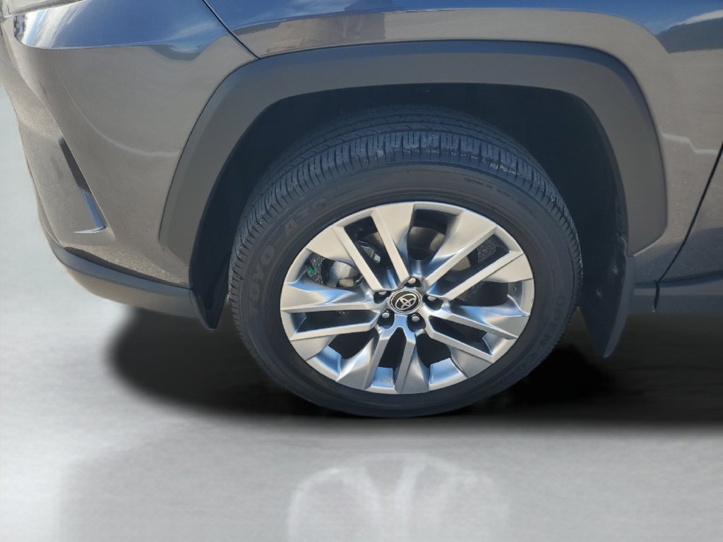 Certified 2024 Toyota RAV4 XLE Premium AWD/4WD image 27