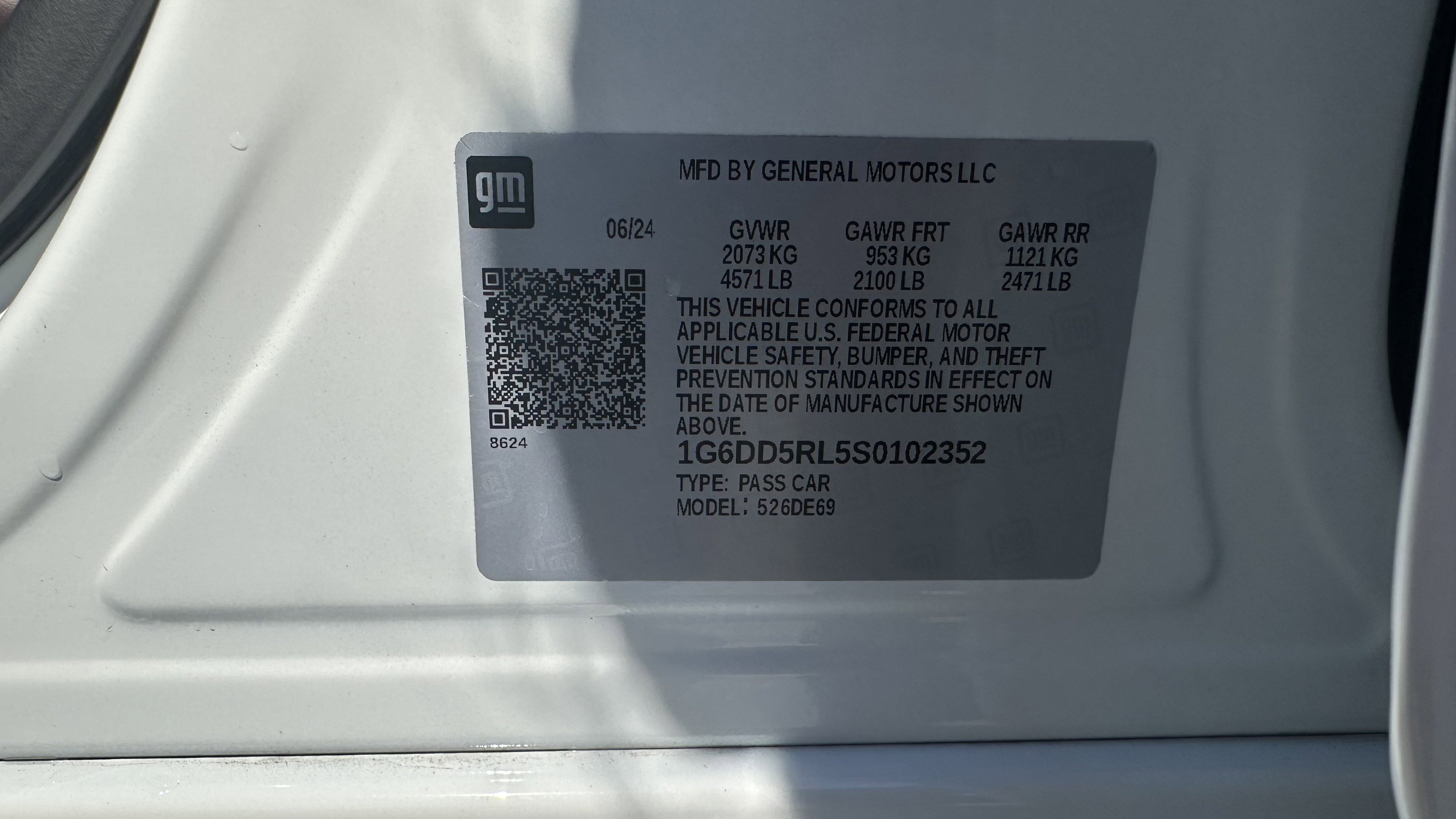 Used 2025 Cadillac CT4 V RWD image 34