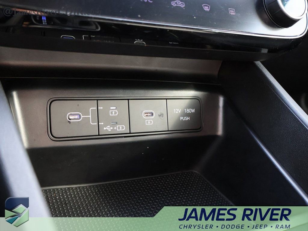 Used 2025 Hyundai Santa Cruz SEL image 36