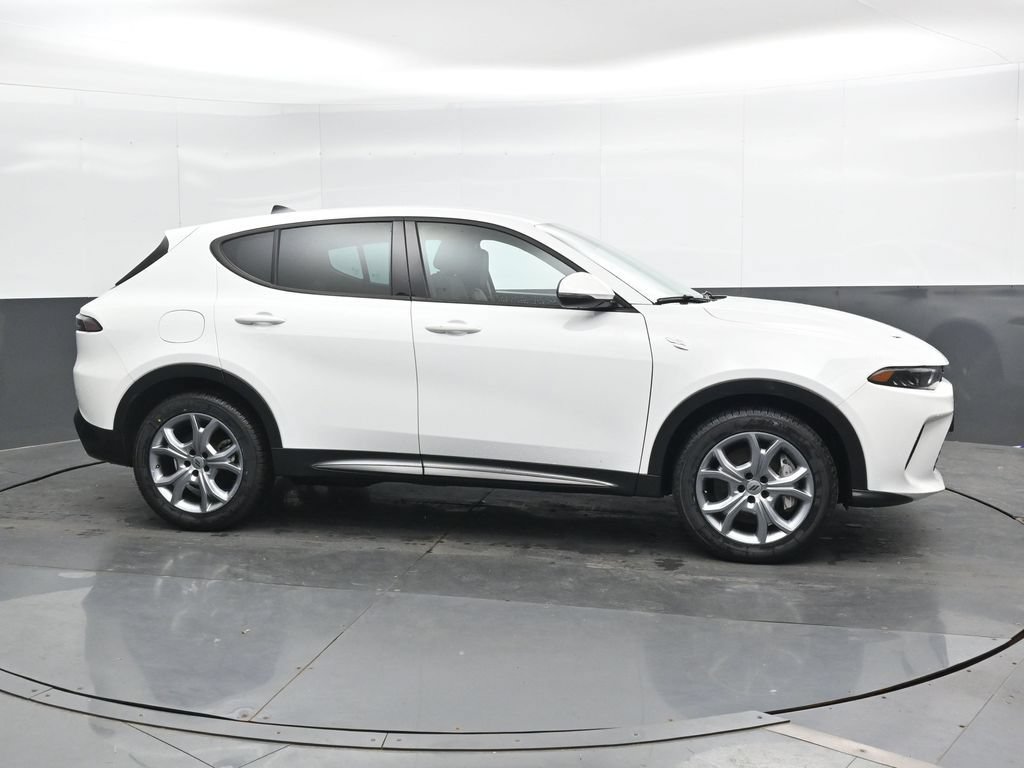 Used 2024 Dodge Hornet R/T AWD/4WD image 5