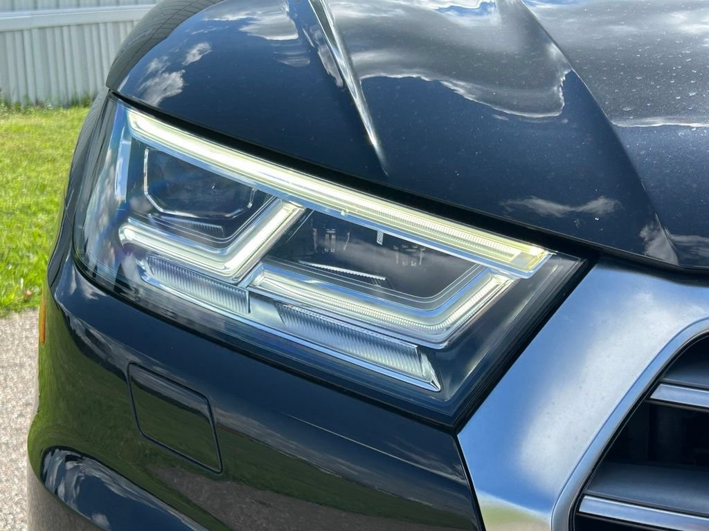 Used 2019 Audi Q5 2.0T Premium Plus w/ Premium Plus Package AWD/4WD image 40