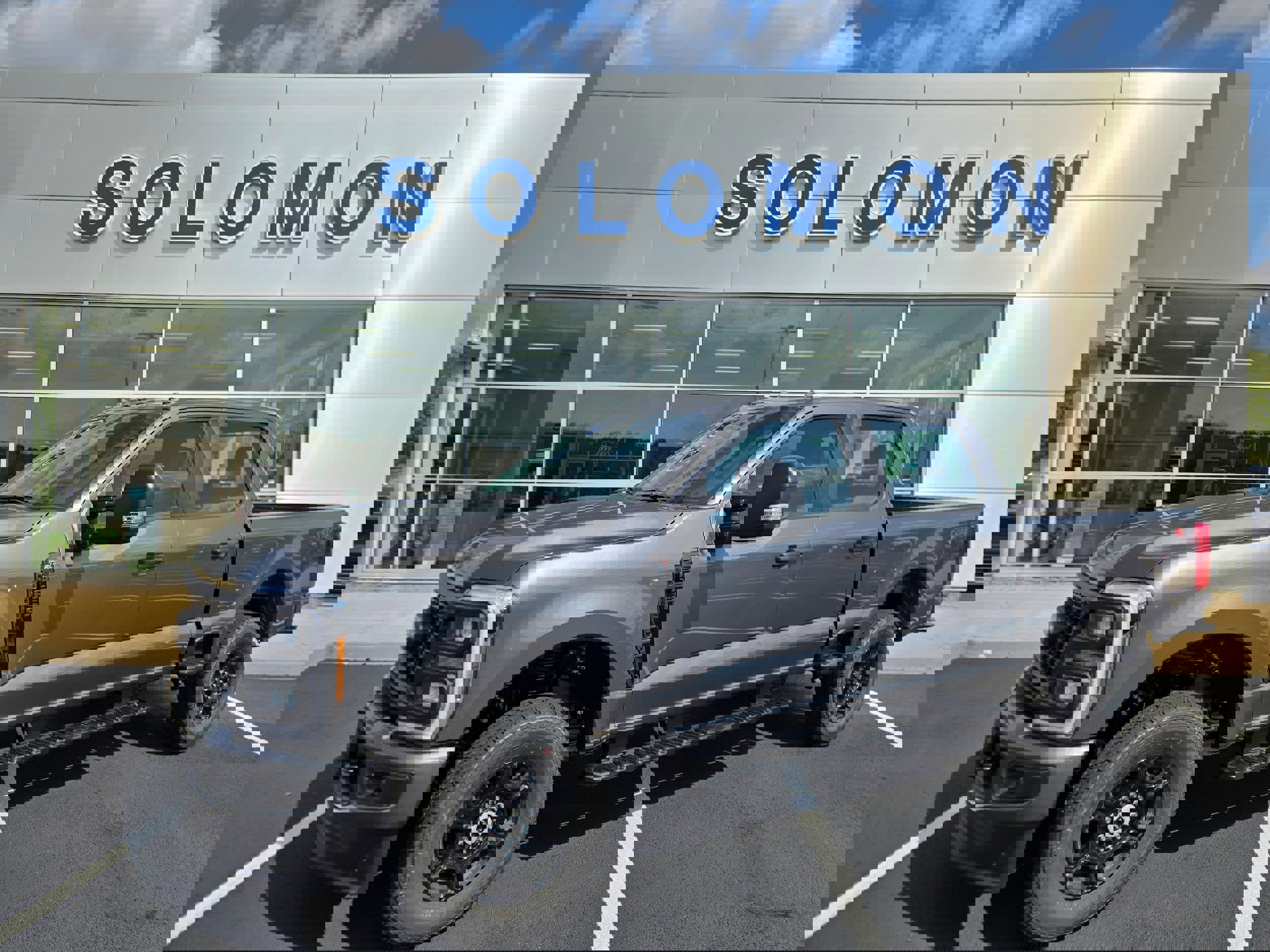 New 2026 Ford F250 4x4 Crew Cab Super Duty image 1