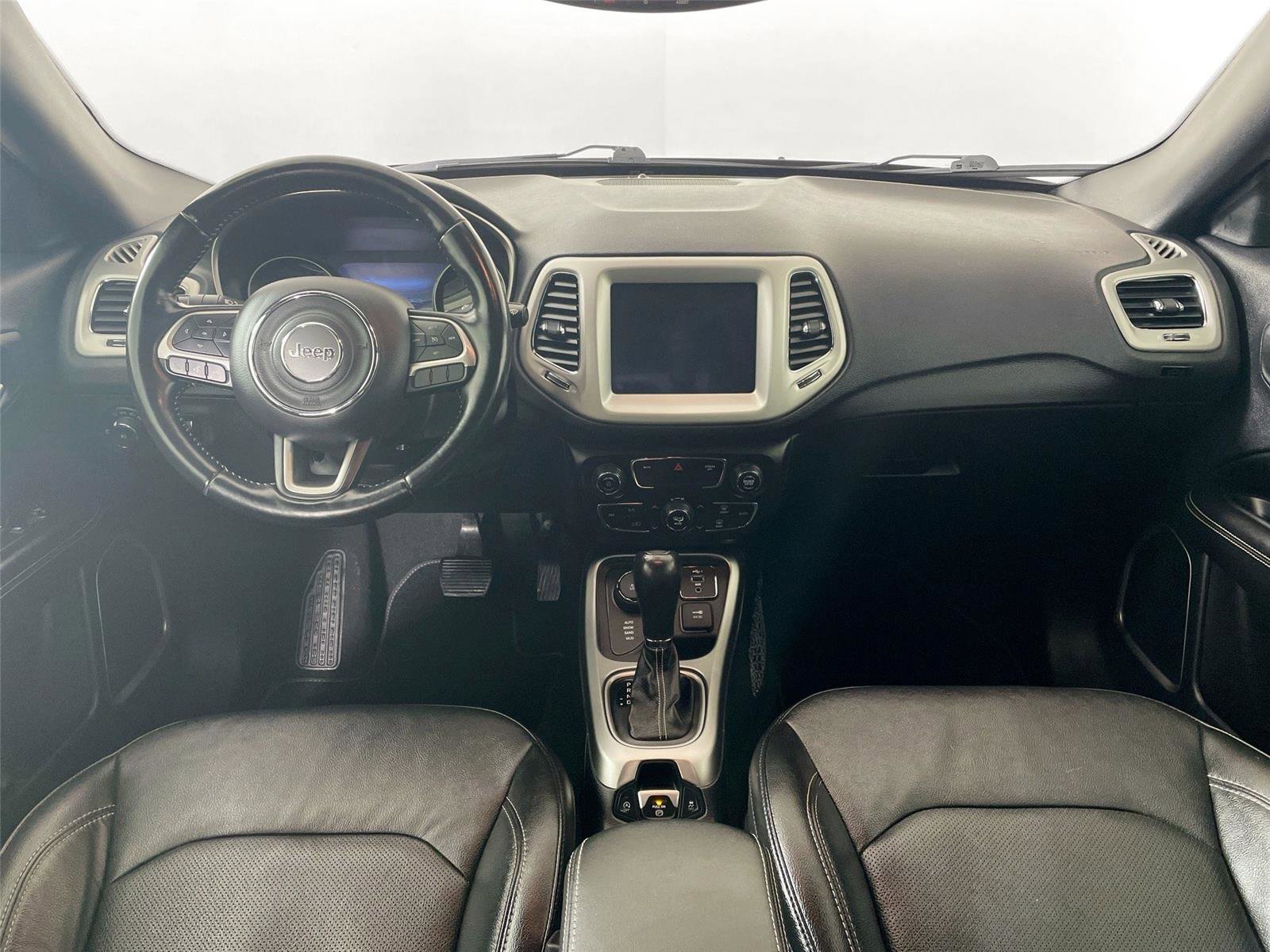 Used 2021 Jeep Compass Latitude image 30