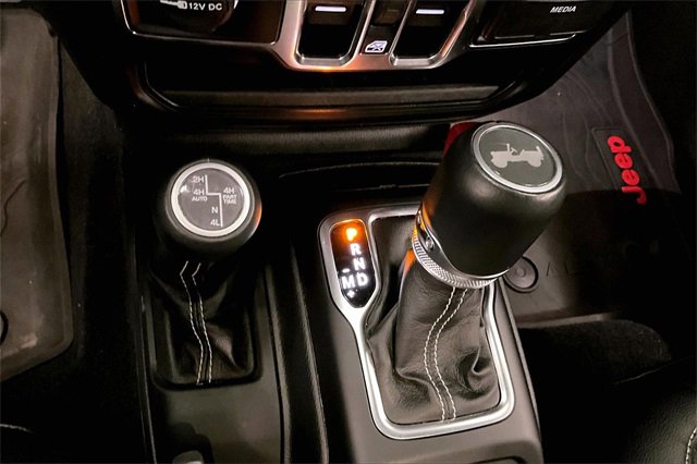 Used 2023 Jeep Wrangler Unlimited Sahara w/ Cold Weather Group image 34