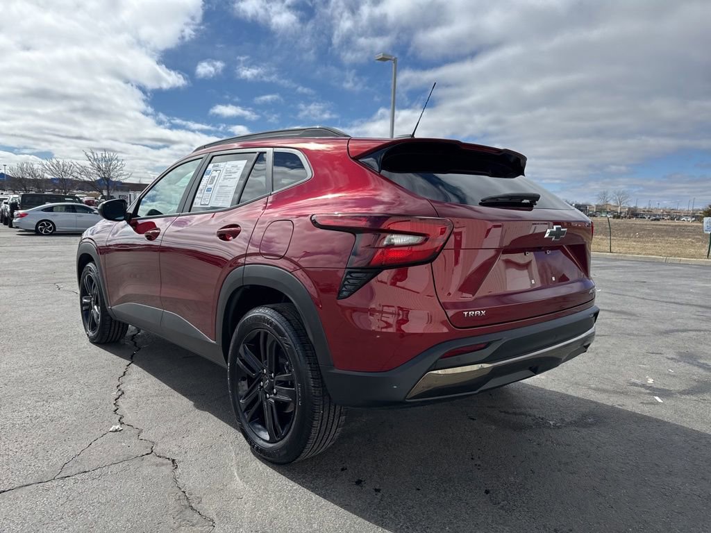 Used 2024 Chevrolet Trax ACTIV w/ Driver Confidence Package image 5