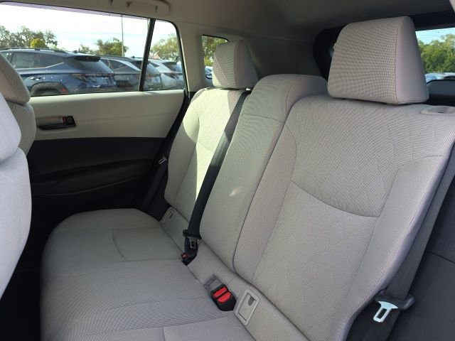 Used 2022 Toyota Corolla Cross L image 6