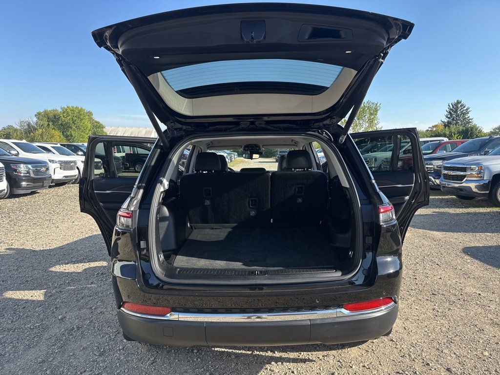 Used 2022 Jeep Grand Cherokee Limited w/ Trailer Tow Prep Group (B) image 28