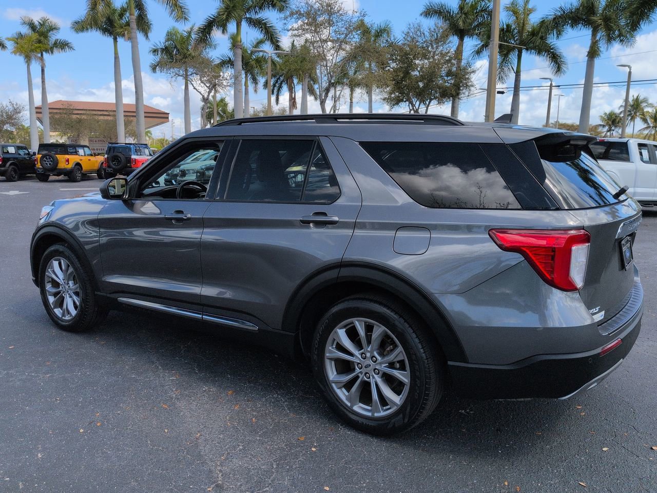 Certified 2023 Ford Explorer XLT w/ Equipment Group 202A image 6