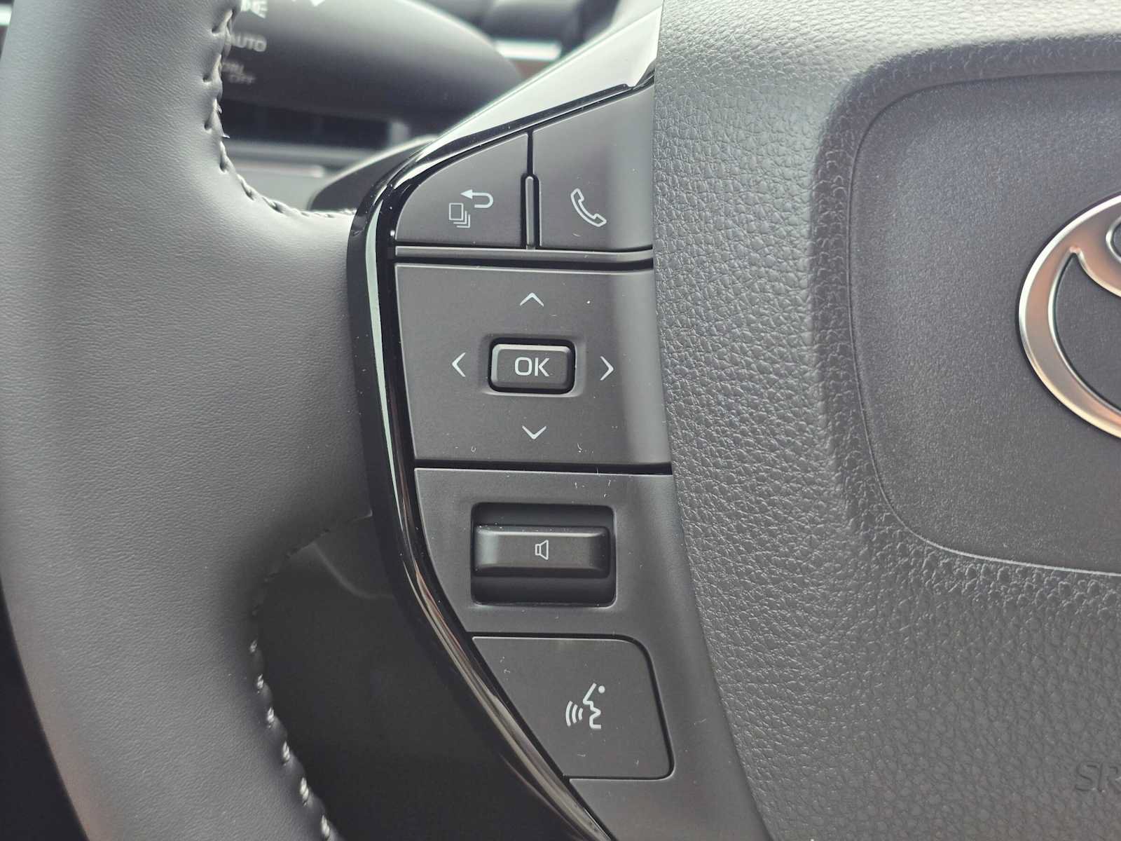 New 2026 Toyota C-HR AWD/4WD image 33