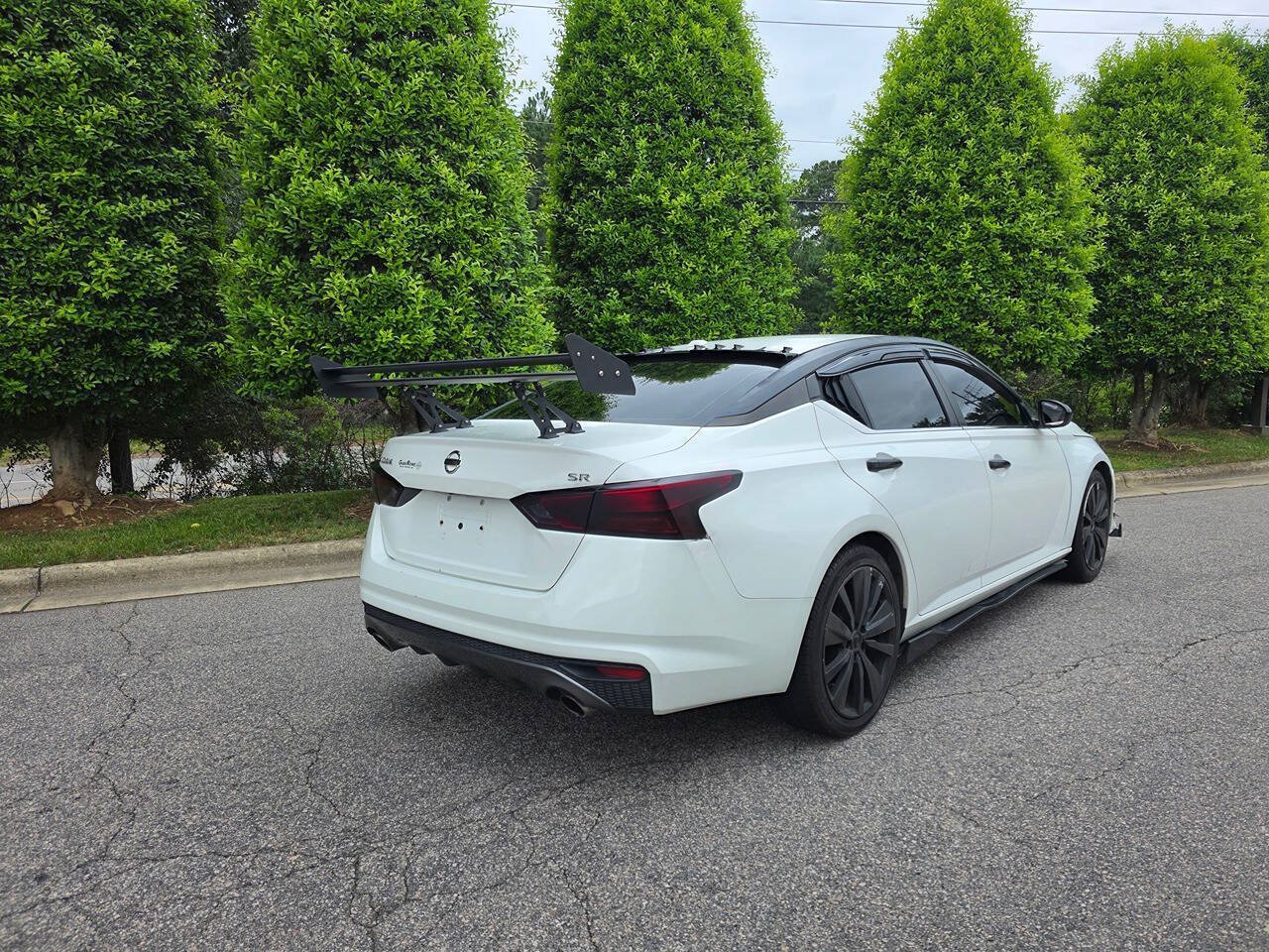 Used 2019 Nissan Altima 2.5 SR FWD image 5
