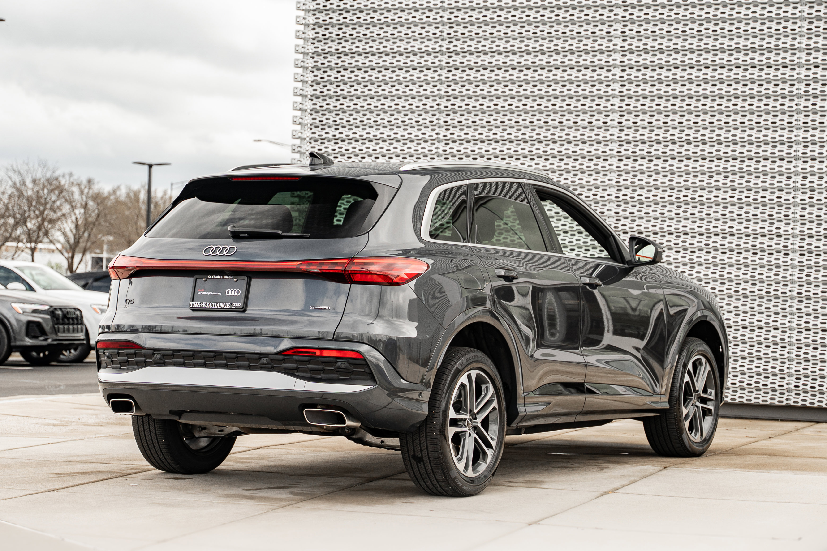 Certified 2025 Audi Q5 Premium w/ Convenience Package image 4