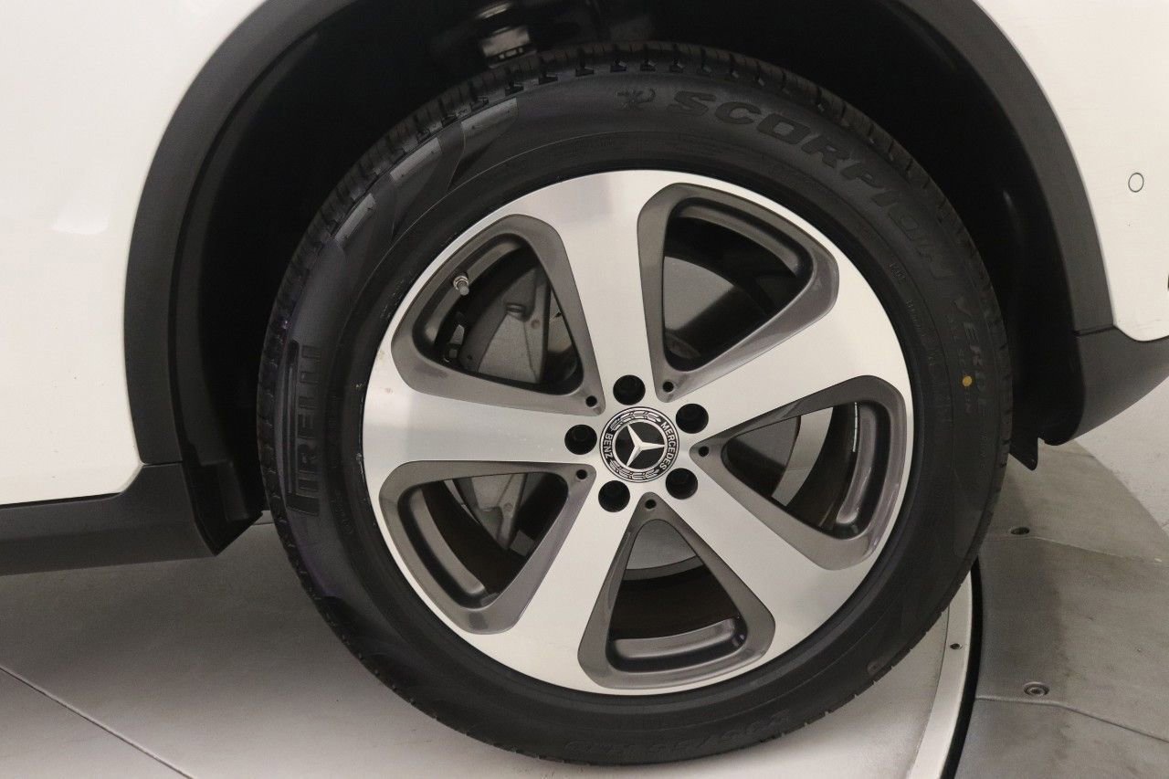 Certified 2022 Mercedes-Benz GLC 300 image 29
