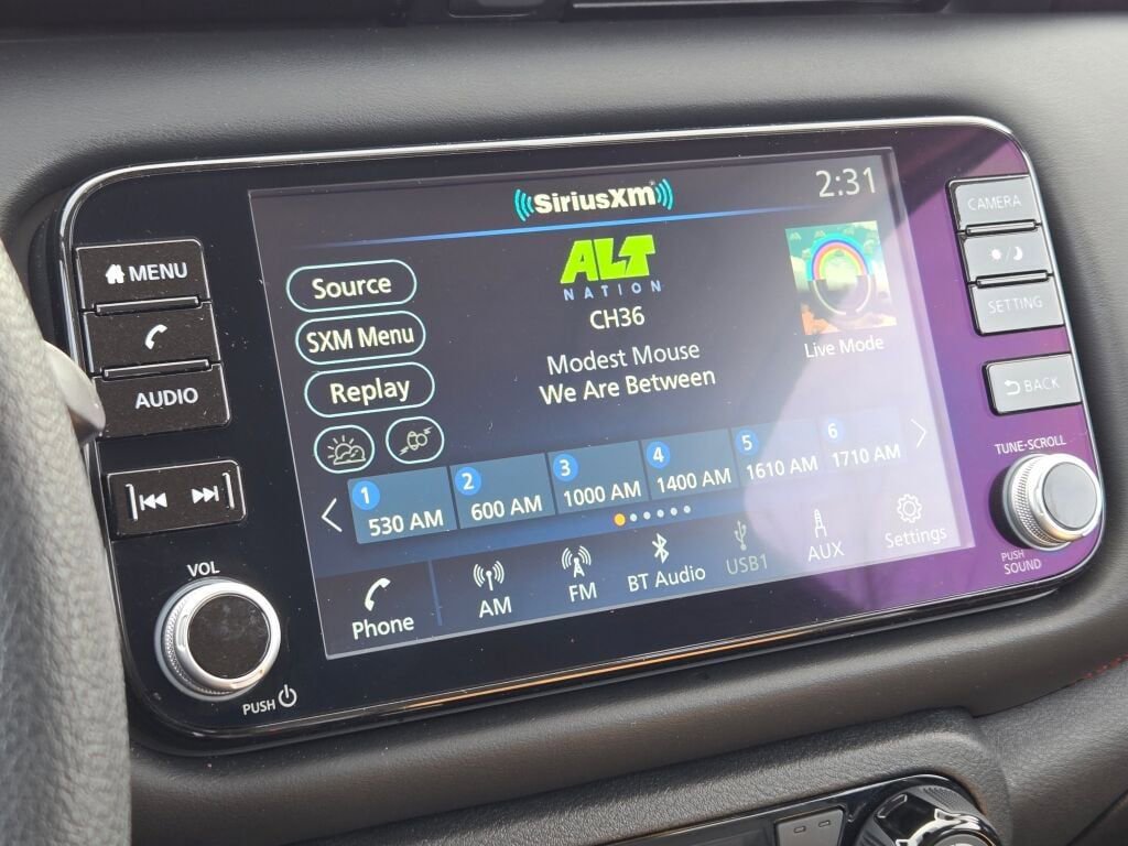 Used 2024 Nissan Kicks SR w/ SR Premium Package image 24