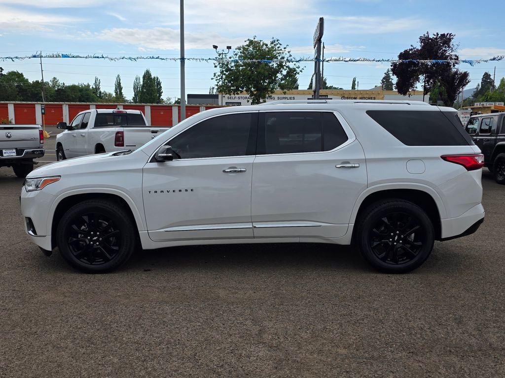 Used 2019 Chevrolet Traverse Premier w/ LPO, Blackout Package AWD/4WD image 34