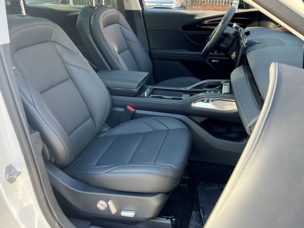 New 2026 Lincoln Nautilus Premier w/ Equipment Group 102A image 9