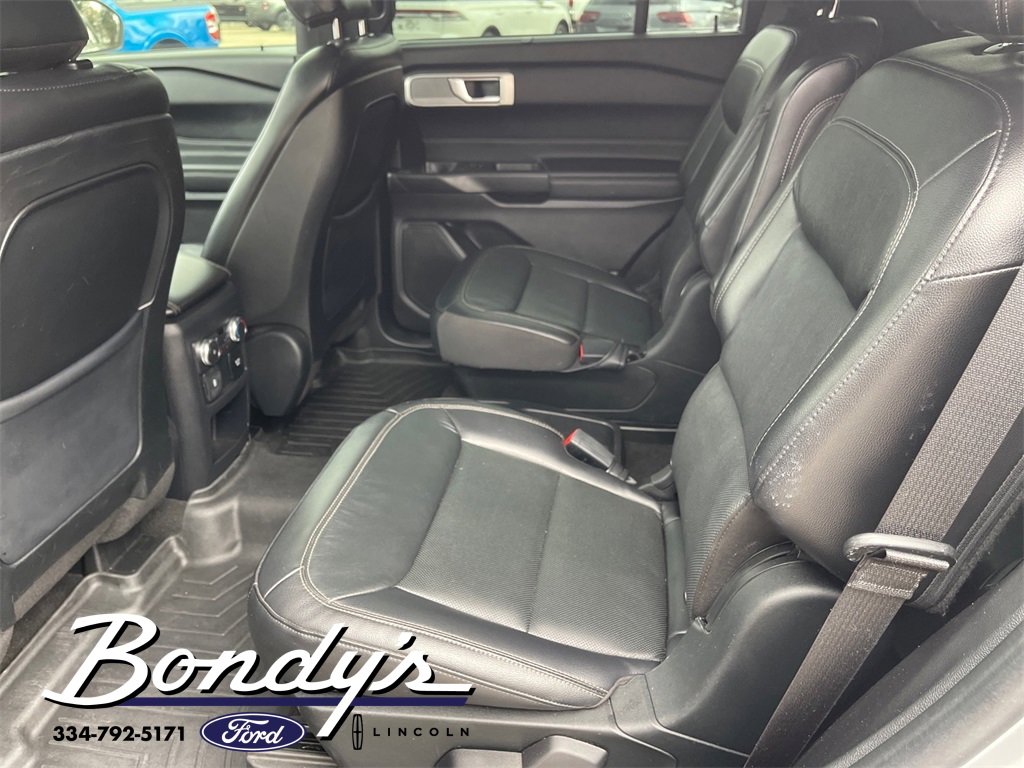 Used 2020 Ford Explorer Limited image 11