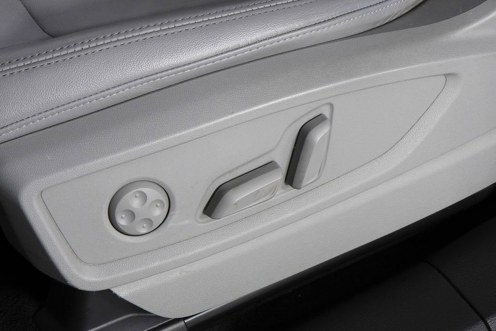 Used 2022 Audi Q5 2.0T Premium Plus w/ Premium Plus Package image 23