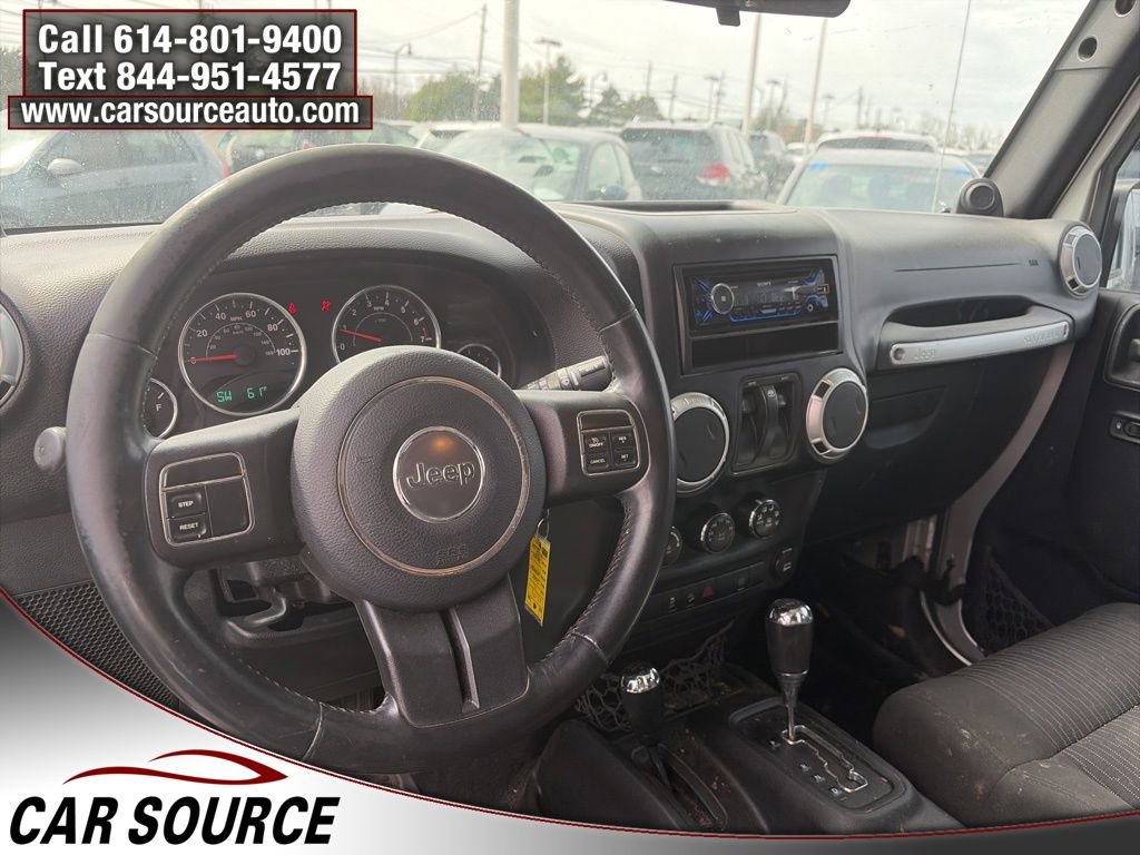 Used 2012 Jeep Wrangler Sahara w/ Trailer Tow Group image 9