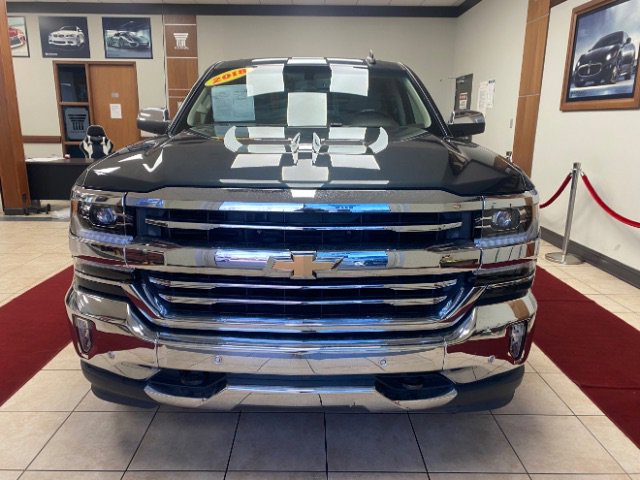 Used 2018 Chevrolet Silverado 1500 LTZ w/ LTZ Plus Package image 8