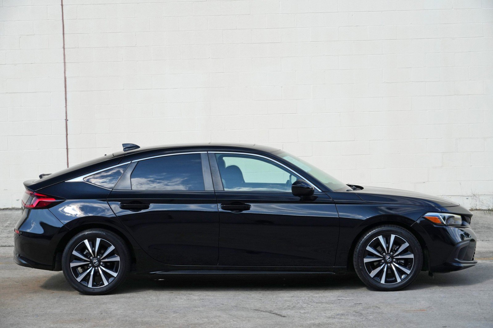 Used 2024 Honda Civic EX-L image 47