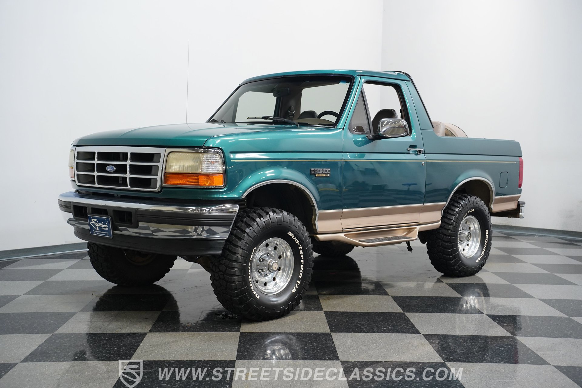 Used 1996 Ford Bronco Eddie Bauer image 5