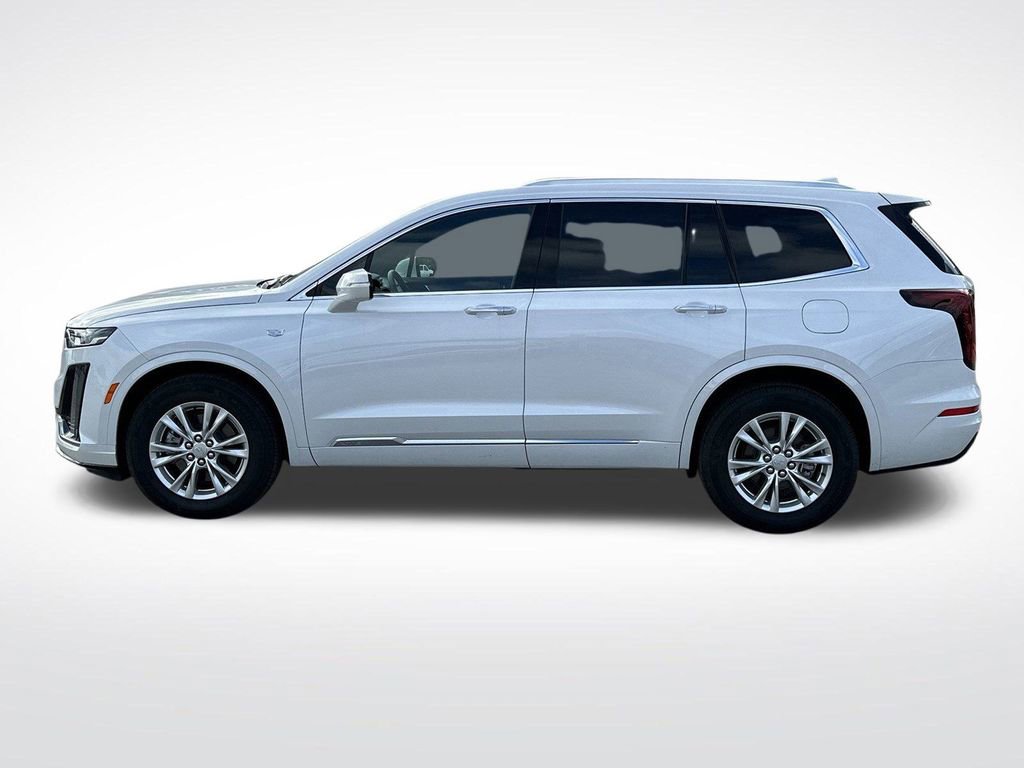 New 2025 Cadillac XT6 Luxury FWD image 4
