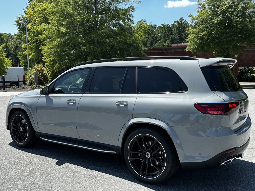New 2026 Mercedes-Benz GLS 450 4MATIC image 6