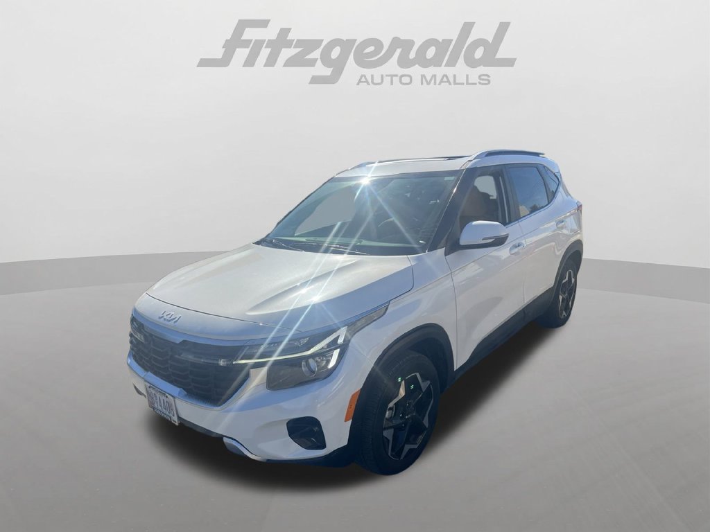 Used 2024 Kia Seltos EX AWD/4WD image 6
