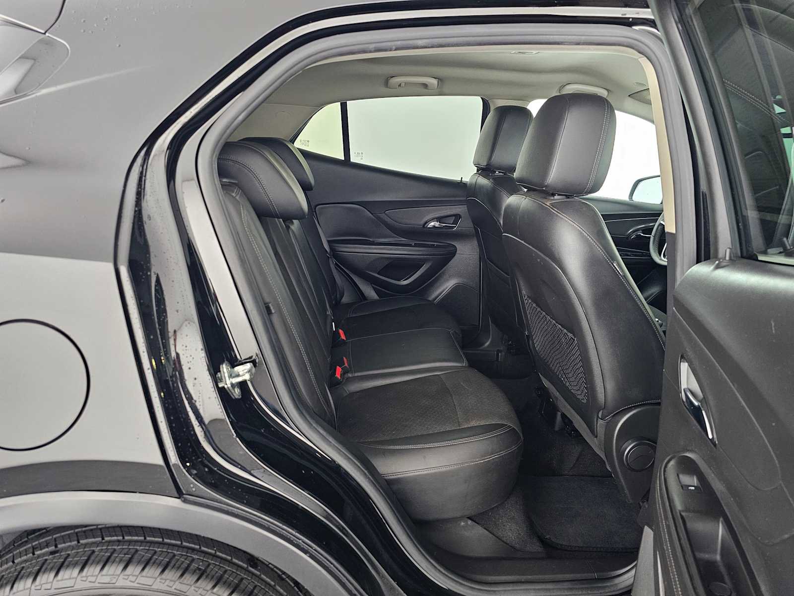 Used 2018 Buick Encore Preferred image 12