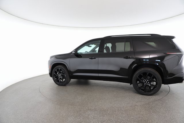 Used 2025 Chevrolet Traverse RS w/ LPO, Floor Liner Package image 8