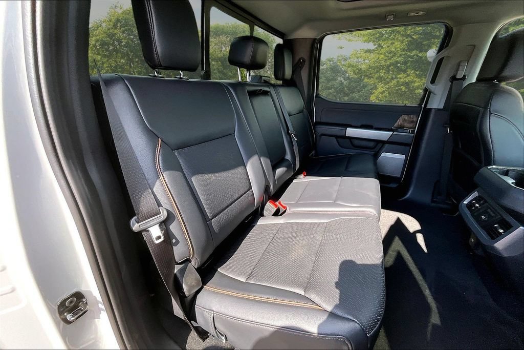 New 2026 Ford F250 Lariat w/ Tremor Off-Road Package AWD/4WD image 9