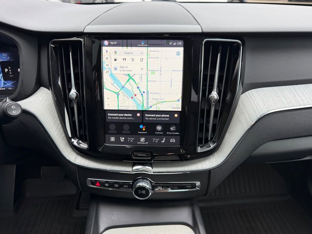 Used 2025 Volvo XC60 B5 Plus w/ Protection Package Premier image 21