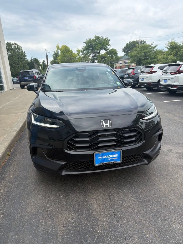 New 2027 Honda HR-V Sport image 2