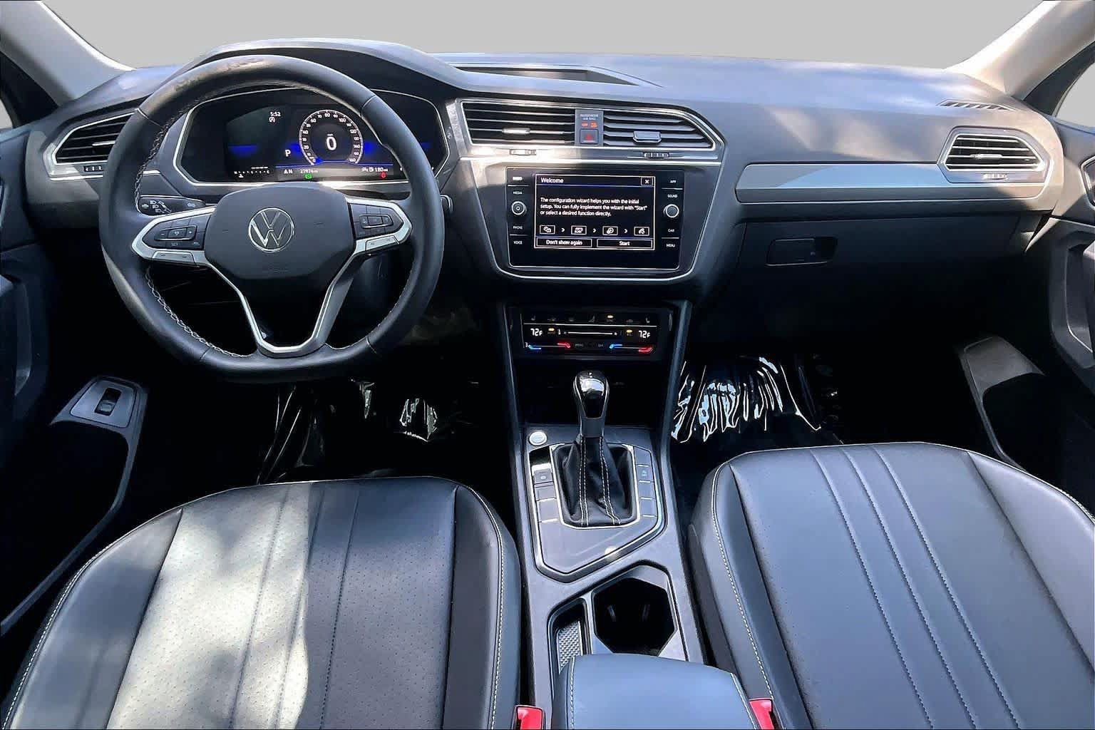 Used 2024 Volkswagen Tiguan SE FWD image 16