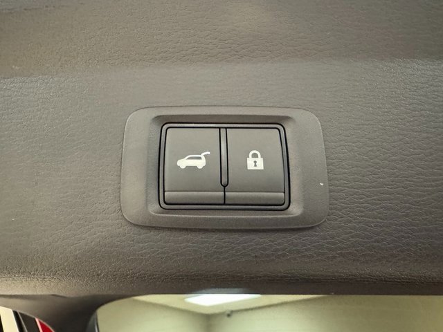 New 2025 Mitsubishi Outlander SE image 26