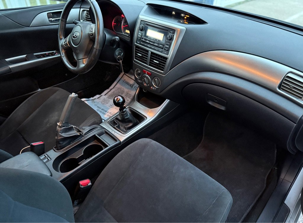 Used 2011 Subaru Impreza 2.5i Premium w/ PWR Moonroof Value Pkg image 12