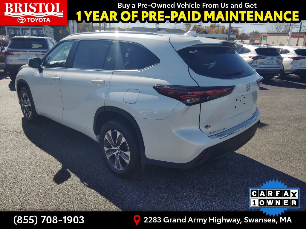 Used 2024 Toyota Highlander XLE AWD/4WD image 5