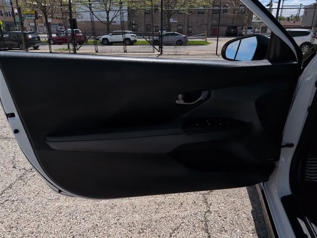 Used 2020 Hyundai Veloster Turbo Ultimate image 12