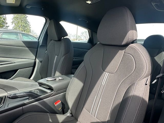 New 2026 Hyundai Elantra Sport image 14