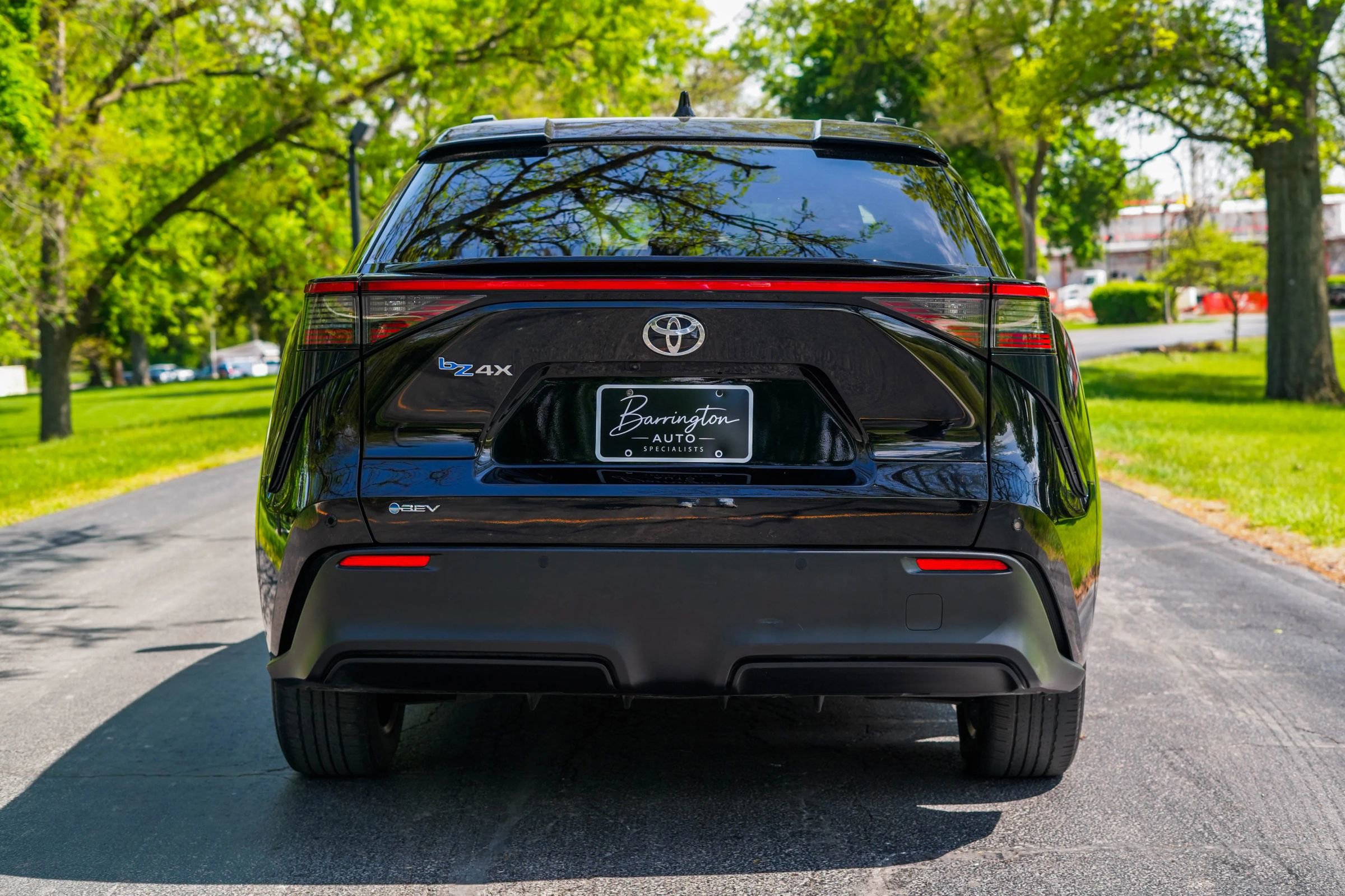 Used 2024 Toyota bZ4X FWD image 6
