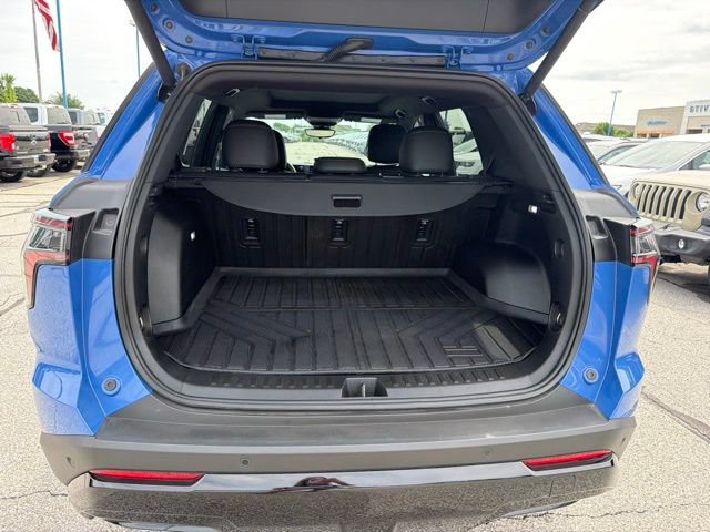 Used 2025 Chevrolet Equinox RS w/ Safety and Technology Package FWD image 15