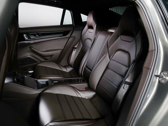 New 2026 Porsche Panamera 4 image 13